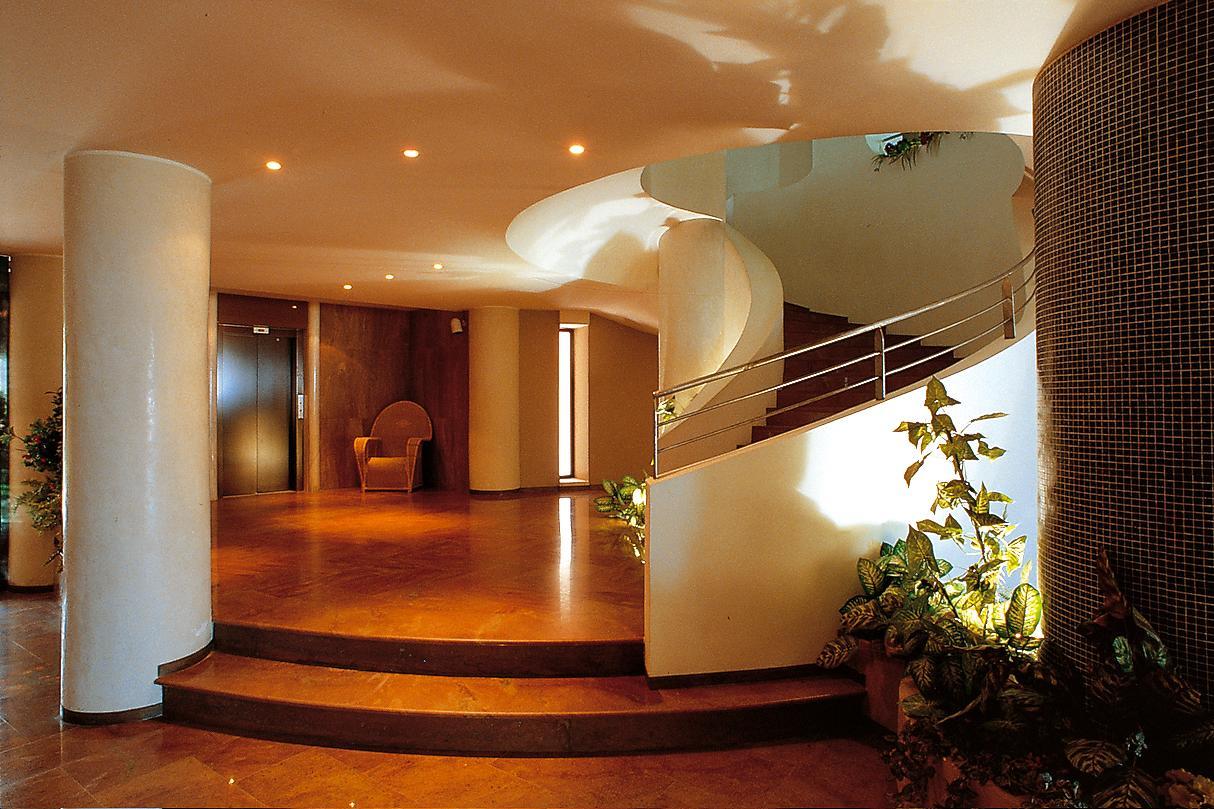 Hotel President Silvi Marina Luaran gambar
